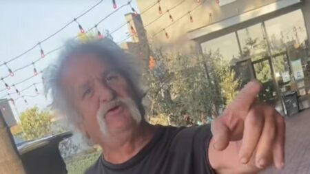 boomer calls ice on people who won't speak english