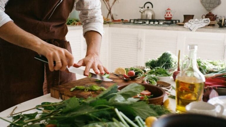 New York Throws Food