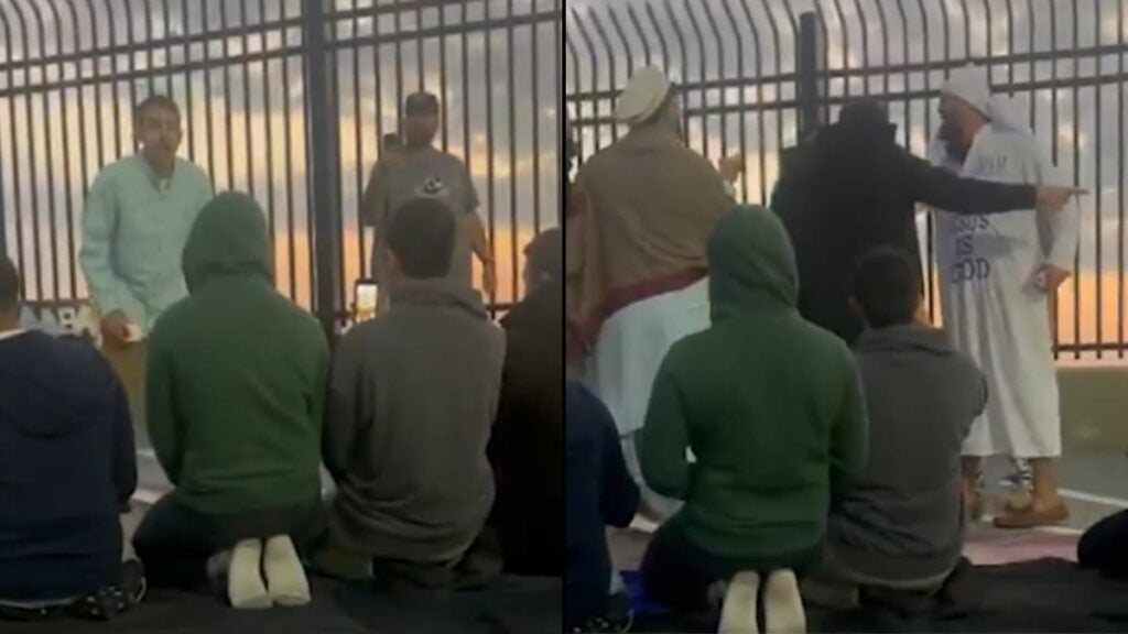 Florida Men Disrupting Muslim Prayer