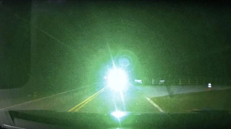 Georgia Prankster Commits ‘Life-Threatening’ Joke By Shining Laser Pointer into Oncoming Traffic at Night: ‘This Isn’t Just Mildly Irritating, It’s Majorly Dangerous’ Georgia Prankster Commits 'Life-Threatening' Joke By Shining Laser Pointer into Oncoming Traffic at Night