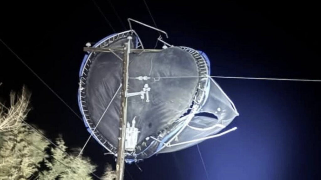 Flying Trampoline Knocks Out Idaho Woman’s Power in ’50-79 MPH Winds’: ‘Can’t Say I’ve Seen This Before’ Flying Trampoline Knocks Out Idaho Woman's Power in 50-79 MPH Winds