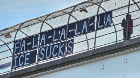 Hartfords Liberal ICE Greeting Goes Viral While Conservatives Mock Them ‘Must be nice to not have a job’