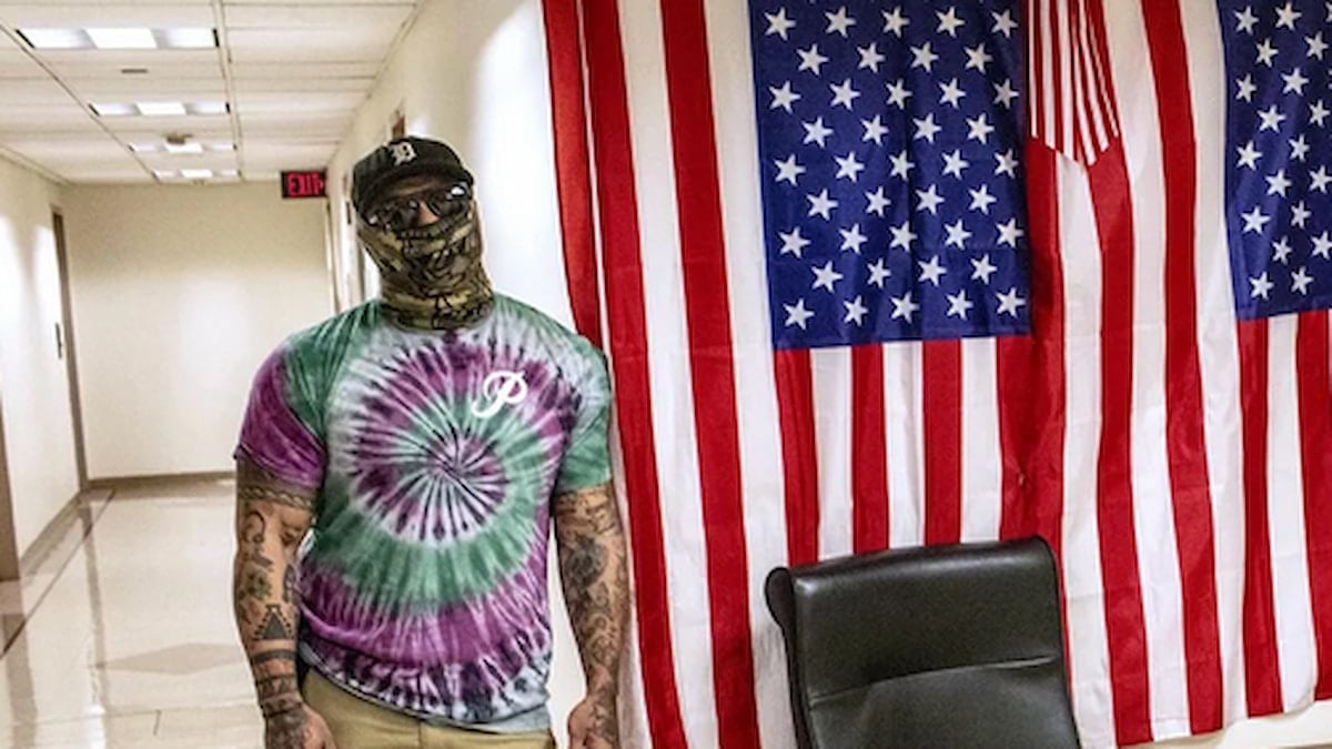 ICE Agent Wears Mask Despite Tattoos on Full Display in New York Tye Dye Fascist Fashion Display ‘He looks like a Fortnite skin’