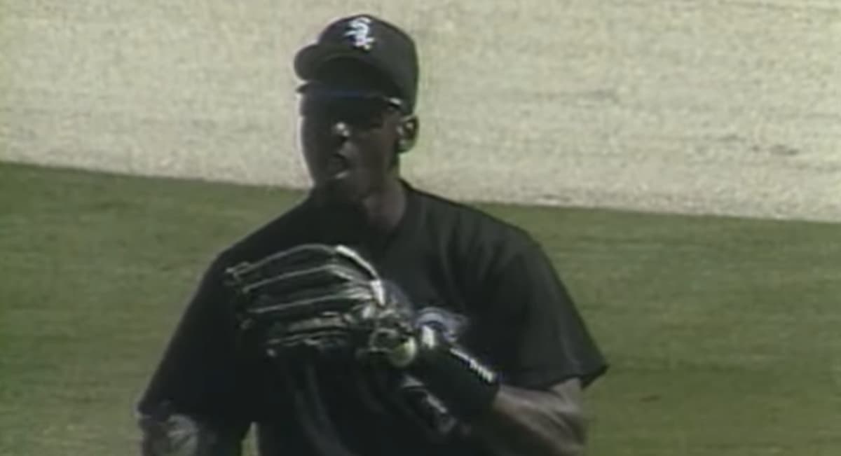 Michael Jordan plays baseball