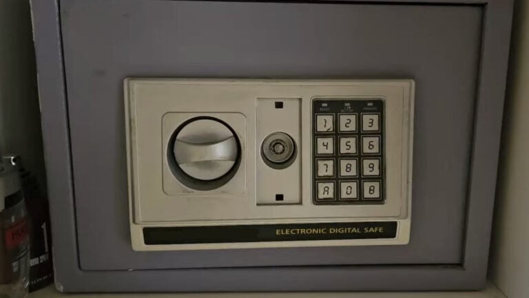 Greedy Kentucky Mom Commits 'Grand Larceny' By Stealing Daughter's $150K Settlement from Car Accident