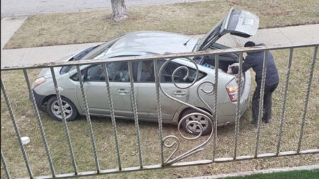 Rude Illinois Delivery Driver Illegally Parks on Woman’s Front Lawn After Being Asked Not To Block Neighbor’s Driveway: ‘No Excuse for This Behavior’ Illinois Delivery Driver Illegally Parks on Woman's Front Lawn