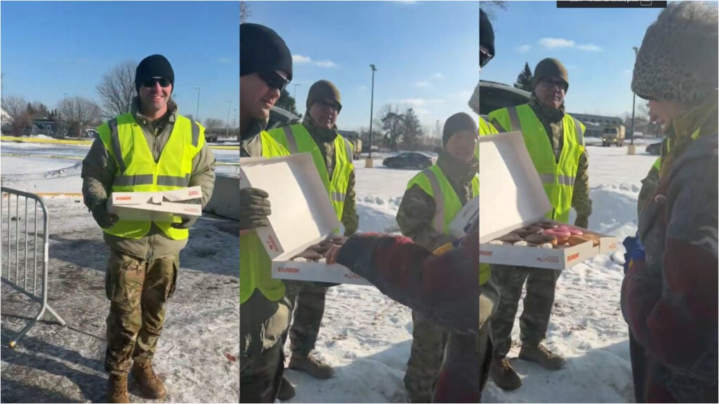 Minnesota National Guard Sparks Debate for Giving Food to Anti-ICE Protesters as ‘Demonstration of Safety and Security’ Minnesota National Guard gives out donuts