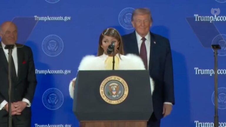 nicki minaj at trump accounts summit