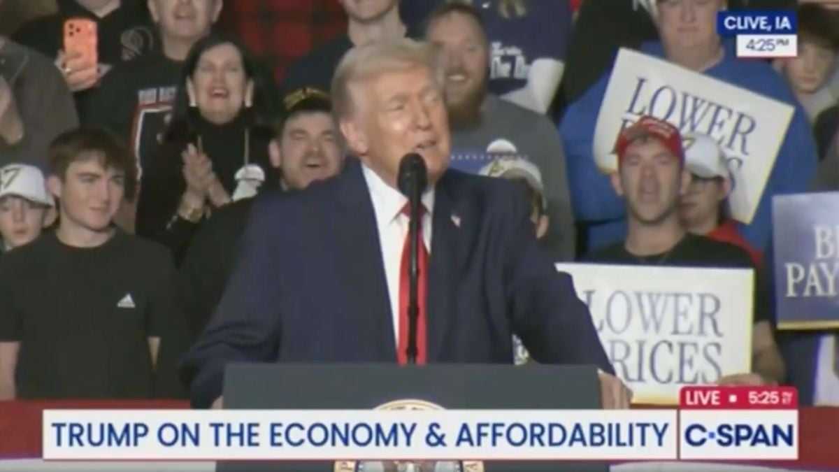 Trump Gets Applause In Iowa After Suggesting He Run For a Third Term As President, ‘Should We Do It a Fourth Time?’