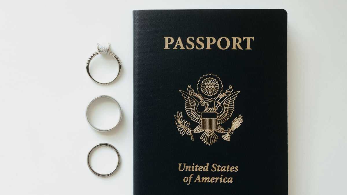 Connecticut Woman Married Two Foreign Men and Helped Them Get Green Cards: ‘I Fell Madly Head Over Heels in Love With a Poor Immigrant’