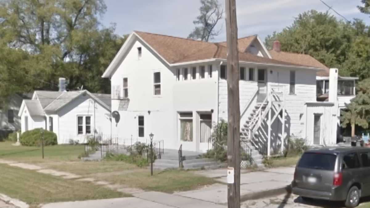 Crooked Wisconsin Property Manager ‘Offers Slave Wages’ for Tenant to Become Property Janitor and Caretaker: ‘Absolute Lunatic to Propose This Rate’