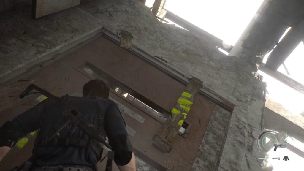 Yellow-painted Planks