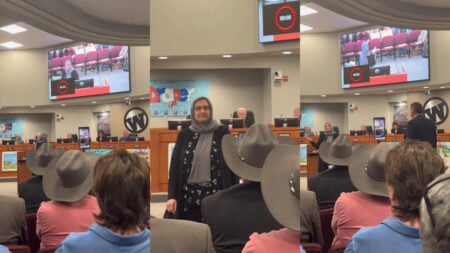 Muslim woman in Texas meeting