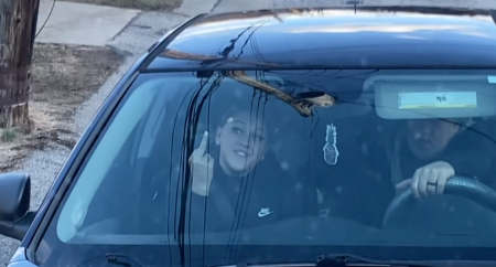 Chaos in Pittsburgh as School Bus Driver Blocked by Unhinged Couple: ‘Humanity in America Has Hit a New Low’ Pittsburgh couple blocks school bus