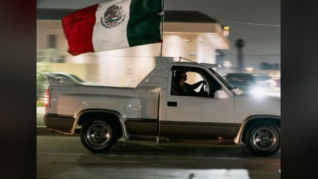 truck with mexican flag