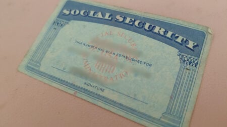 Evil Nevada Criminal Woman Uses Her Sister's Identity to Escape Prosecution