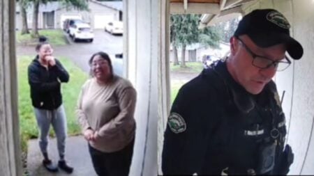 ‘Sweetest’ Washington Neighbors Call Welfare Check on Man Traveling for Work: ‘Glad To Know You’re Alive’ 'Sweetest’ Washington Neighbors Call Welfare Check on Man Traveling for Work