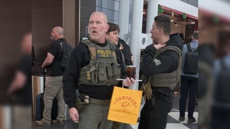 From Deporations to Tortas: ICE Agents Spotted Grabbing Mexican Food While Guarding the O’Hare Airport in Chicago, ‘They Look like Such Losers’ ICE Eating tortas at O'Hare airport