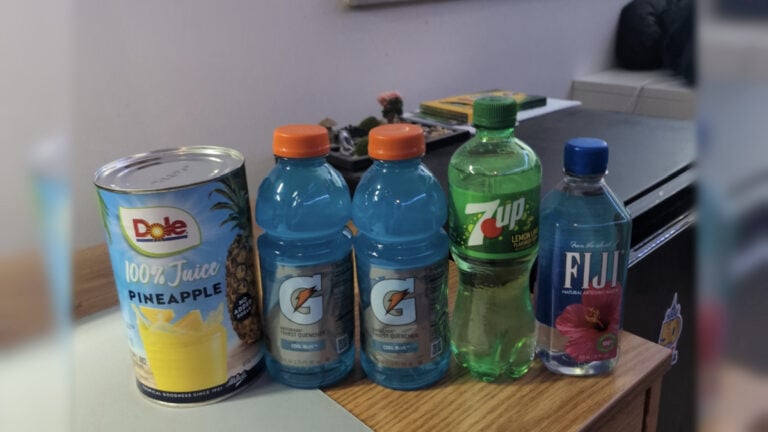 Illinois Man Orders 88 Drinks on DoorDash