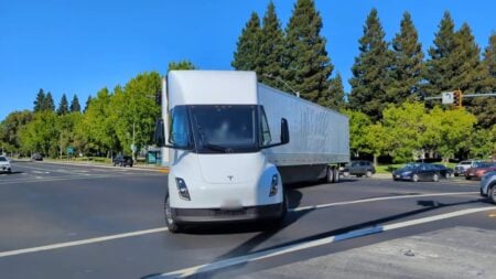 Texas Citizens Angry Over New Self-Driving Semi Trucks on the Highways: ‘I Can’t Wait to Get Hurt by a Robot’ Tesla Semi Trucks in Tesla