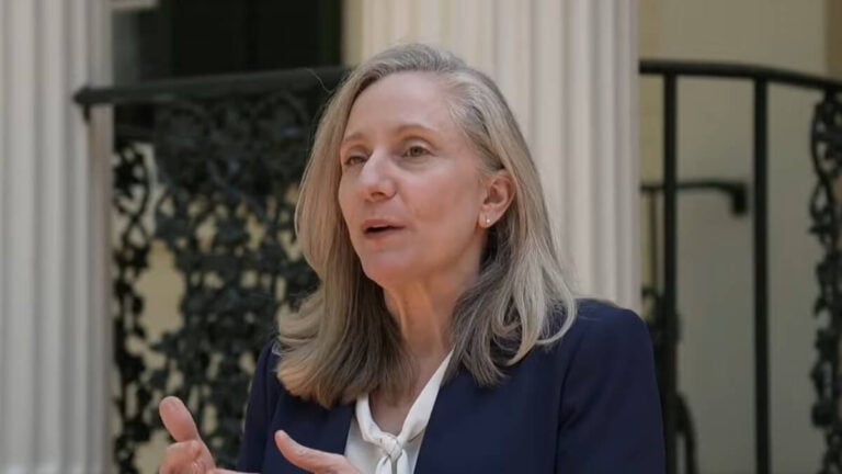 Virginia Gov. Abigail Spanberger Praised After Vetoing Fairfax Casino Bill: ‘Nobody Wanted This’ Gov. Abigail Spanberger