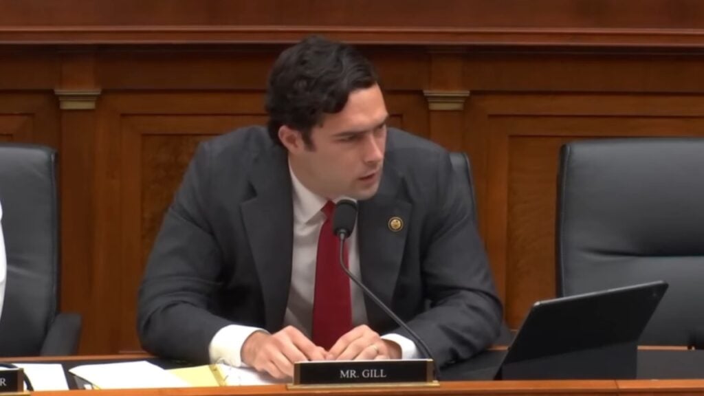 Texas Rep. Brandon Gill Presses Witness Over Taxpayer-Funded Benefits During Tense Hearing: ‘It’s a Yes or No Question’ A House hearing video is going viral after Texas Rep. Brandon Gill pressed Thomas Saenz on whether American taxpayers should fund Medicaid and Social Security for people in the country illegally. Saenz avoided giving a direct answer, sparking a tense exchange.