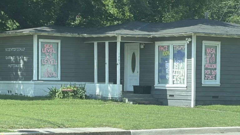 Texas Homeowner Condemns Trump as Zionist