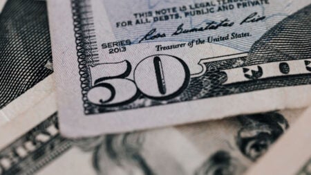 Pennsylvania Residents Slam $7.25 Minimum Wage as Lawmakers Debate Raise: ‘West Virginia Has a Higher Minimum Wage’ Pennsylvania lawmakers debate a proposal to raise the state's minimum wage from $7.25 to $15 by 2029.
