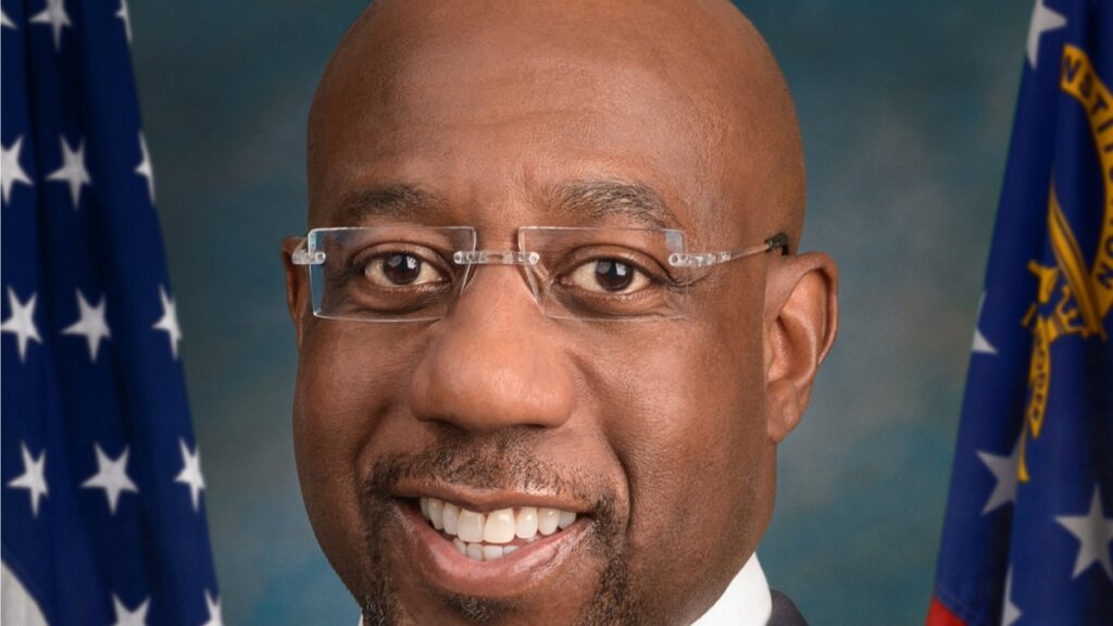 Georgia Senator Raphael Warnock Draws Backlash After Praising ‘God Is Nonbinary’ Remarks as ‘Deeply Refreshing’ Georgia Senator Raphael Warnock described Texas lawmaker James Talarico’s faith as “deeply refreshing” during a Bulwark Podcast interview, despite Talarico’s past statements on God being nonbinary and other theological views. The clip has sparked heated online debate.