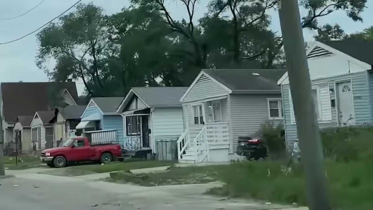 Illinois Mother Accused of Letting Her Kids Beat Immigrant Neighbor’s Children and Steal Their Toys: ‘Call the Police and CPS’