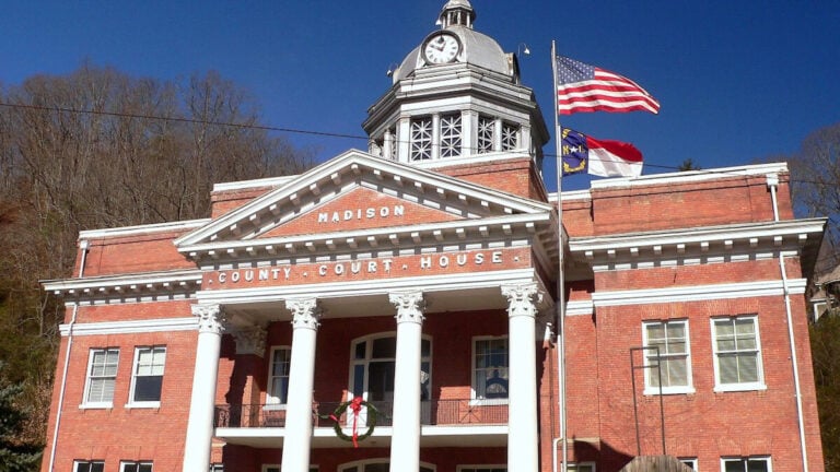 North Carolina Residents Outraged After Officials Refuse Public Comments on Flock Cameras: ‘You Will Not Speak on Flock Tonight’ North Carolina Meeting Erupts Over Flock Cameras