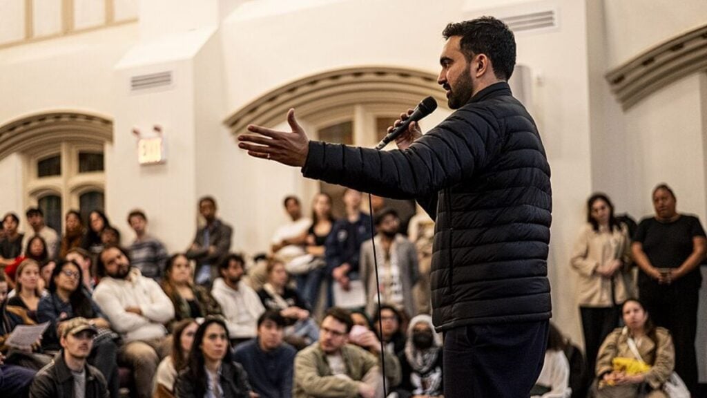 New Yorkers Slam Vince Langman After He Mistakes Comedian For Mamdani: ‘Just another racist idiot’ New Yorkers Slam Vince Langman After He Mistakes Comedian For Mamdani 'Just another racist idiot'