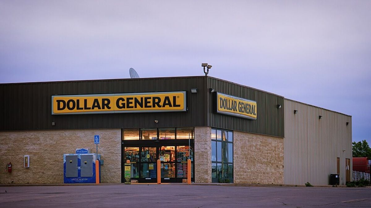 South Carolina Karen Uses Racial Slur Repeatedly While Confronting Dollar General Employee: ‘This Should Have Nothing To Do With Race’