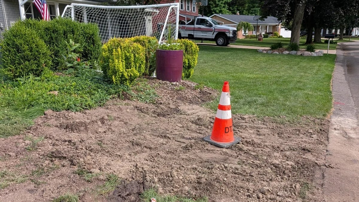 Michigan Resident Upset After New Lawn Is Allegedly Torn Up During DTE Project: ‘Have you thanked them for their price hike?’