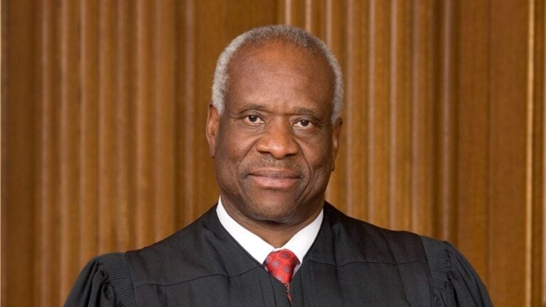 Justice Clarence Thomas’s Texas Speech on Progressivism Sparks Fierce Debate: ‘This Must Be Stopped’ A video clip of Supreme Court Justice Clarence Thomas speaking at the University of Texas has gone viral on X. In the lecture remarks, he argued that progressivism seeks to replace God-given rights with government privileges. The post is drawing strong online reactions.