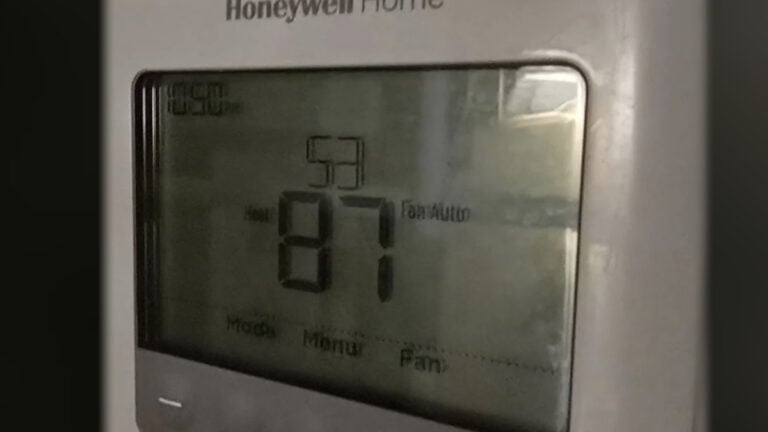Poor New York Husband Roasts Alive in 87F Heat at 11-45PM