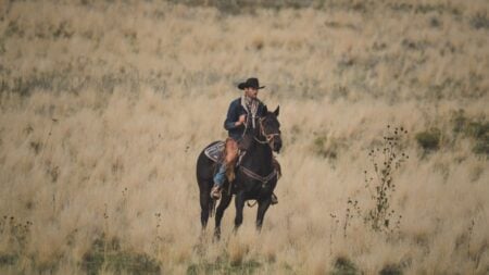 Montana Biker and a Cowboy Get Into Heated Debate Over Who Has the Right of Way: ‘What Would They Do If a Car Passed Them?’ Montana-Cowboy-Biker