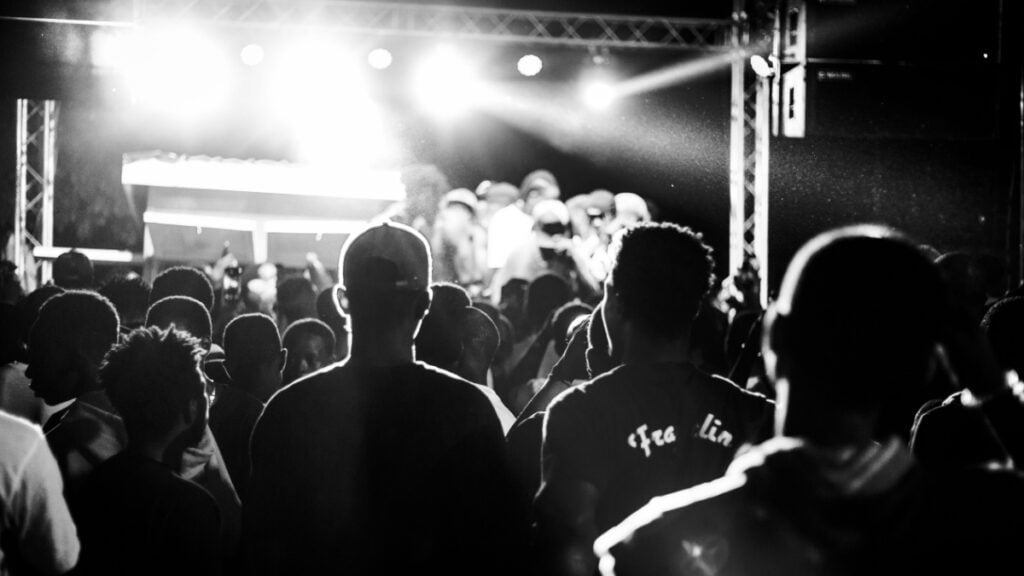 Arizona Couple Says Event Organizer Canceled Event 36 Hours Beforehand, Then Threatened to Keep $1,180: ‘Their Policy Doesn’t Trump State Law’ outdoor food and music event