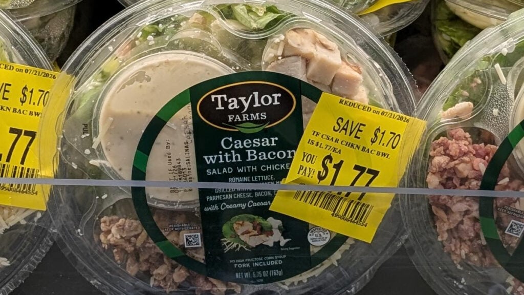 ‘RFK Jr. Did It! Healthy Food Is Finally Cheaper Than Junk Food’: Nevada Resident Credits ‘MAGA Lettuce Grower’ for Cheap Salad Prices Taylor Farms Salad with Price Tag