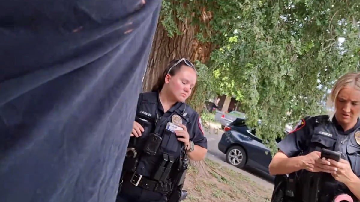 Colorado Woman Argues With Police on Validity of Cameras Allegedly Pointed at Neighbors: ‘File a complaint against that cop’