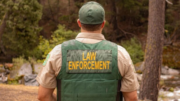 ‘Every Single One Of You We Will Put In Jail’: Enraged New York Community Goes Up Against ICE For Questioning A Minor