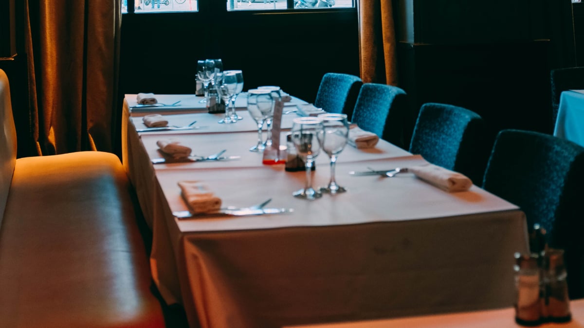 ‘Makes Dining and Dashing Fun Again!: ‘Florida Restaurant Goes Viral for Its ‘Nude Dinners’