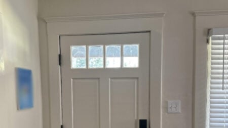 California Resident Says Strangers Peered Into Home While They Were Half-Dressed, but Police Said There Was ‘No Reasonable Expectation of Privacy’ California Resident Says Strangers Peered Into Home While They Were Half-Dressed