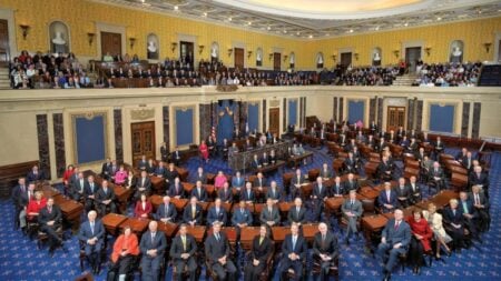 ‘Why Blame Democrats?’: Commenters Point to RINOs After Late-Night Voter ID Vote Fails as California Sen. Alex Padilla Objects Sens. Mike Lee and Jon Husted tried advancing a photo ID requirement for federal elections around 4 a.m., but the measure failed 52-46 after California Sen. Alex Padilla said “Vote NO on this measure.” The floor video is drawing mixed online reactions.