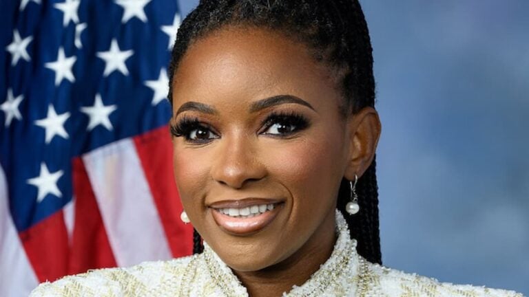 Texas Rep. Jasmine Crockett Calls ICE ‘The Worst-Trained, Most Unhinged Federal Agency’: ‘Can’t Get Its Body Cameras to Work’ Jasmine Crockett, ICE comments