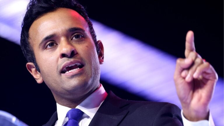 Vivek Ramaswamy’s Face-to-Face With Ohio Democrat Who Didn’t Hold Back Draws Fierce Online Backlash: ‘Go Back to India’ Ohio gubernatorial candidate Vivek Ramaswamy shared a video of a candid conversation with a self-described Democrat in Holmes County. The clip has drawn sharp online criticism.