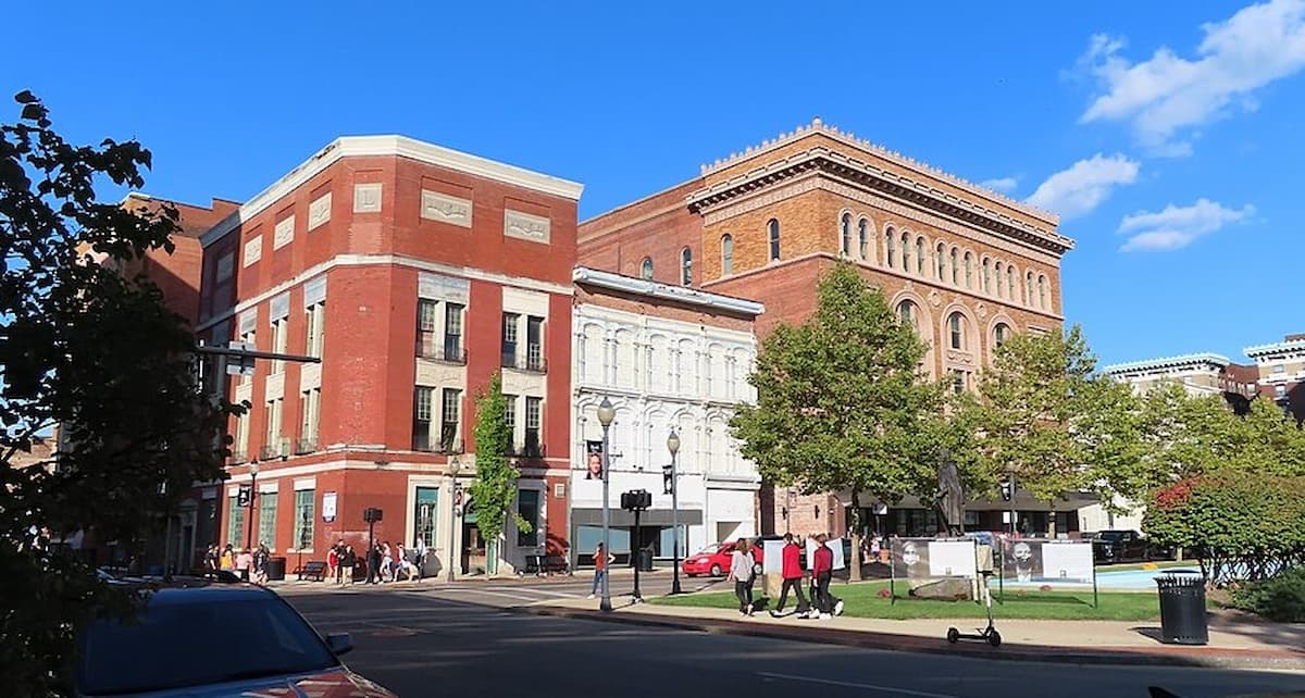 ‘Now Springfield Will Thrive’: Ohio Residents Mock ICE Deportation Push as Economic Fears Grow