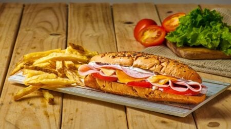 Entitled-Texas-Karen-Crashes-Out-Over-Subway-Sandwich-Portion-And-Sparks-Debate