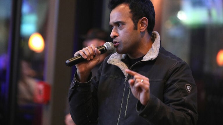 Vivek Ramaswamy Promises Free Power Near Data Centers