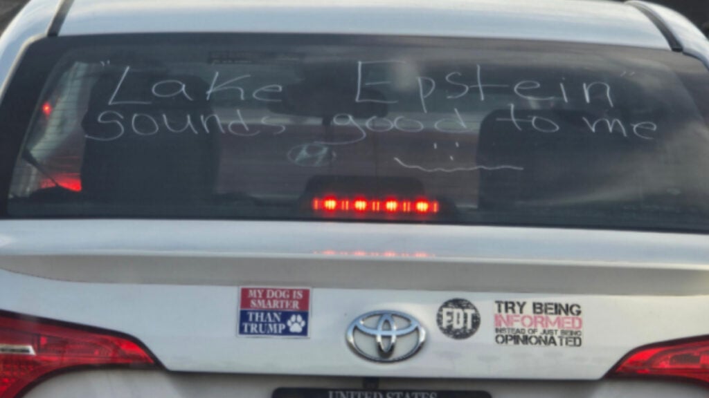 Anti-Trump Car Spotted in Arizona Sparks Debate After Lake America Rename: ‘People Who Shove Their Politics in Everyone’s Face Are Insufferable’ Anti-Trump Car Spotted in Arizona